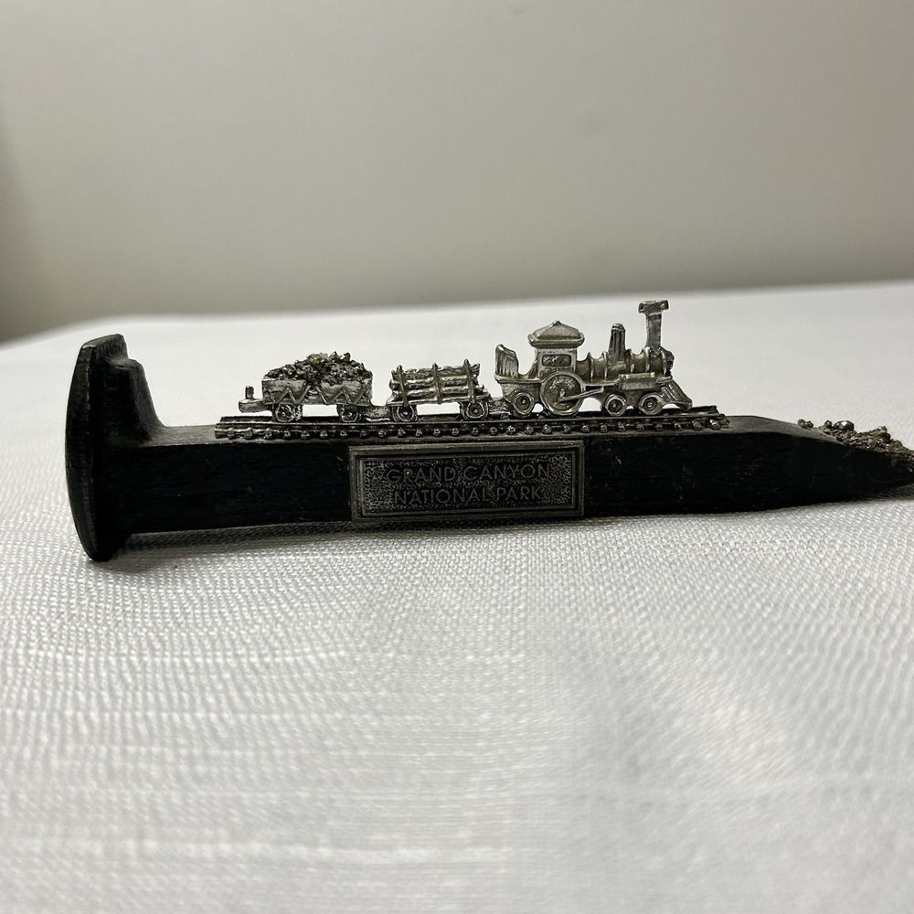 Vintage Grand Canyon National Park Railroad Spike Pewter Steam Train Souvenir‎